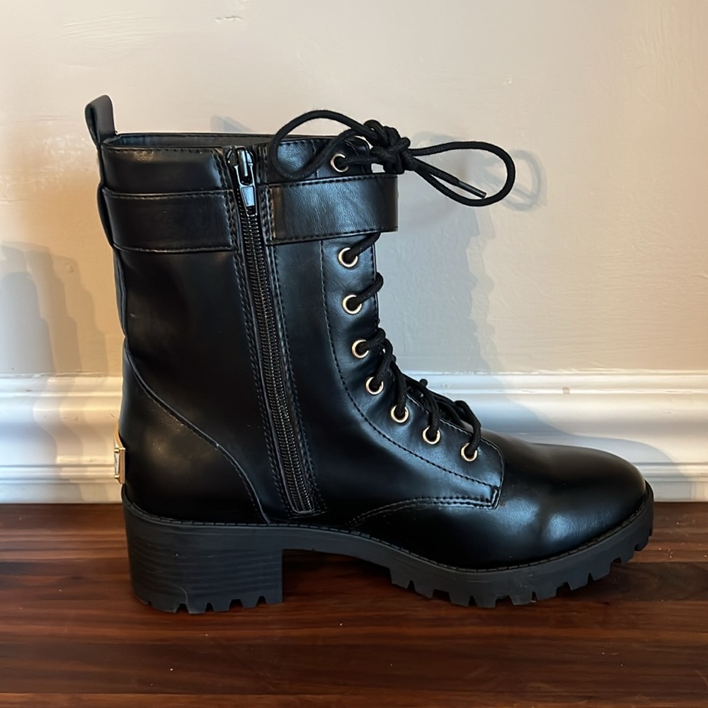Juicy Couture Black Combat Boots Side Zip JC-OODLES 8 1/2 NWOB - Picture 4 of 11